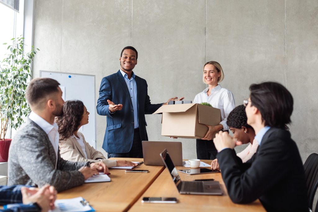 o mercado de trabalho e de recursos humanos